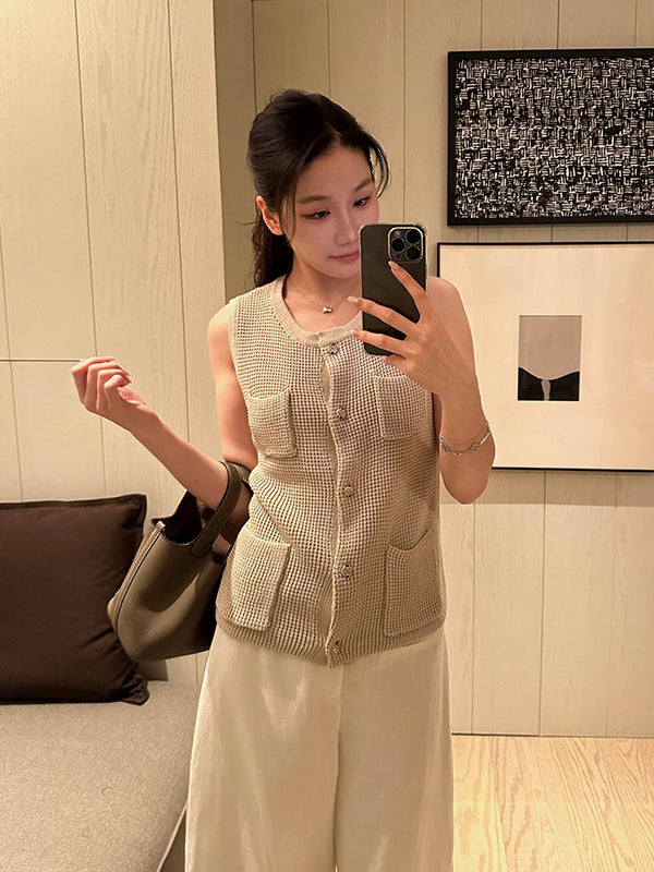 Buttoned Knit Vest R31173