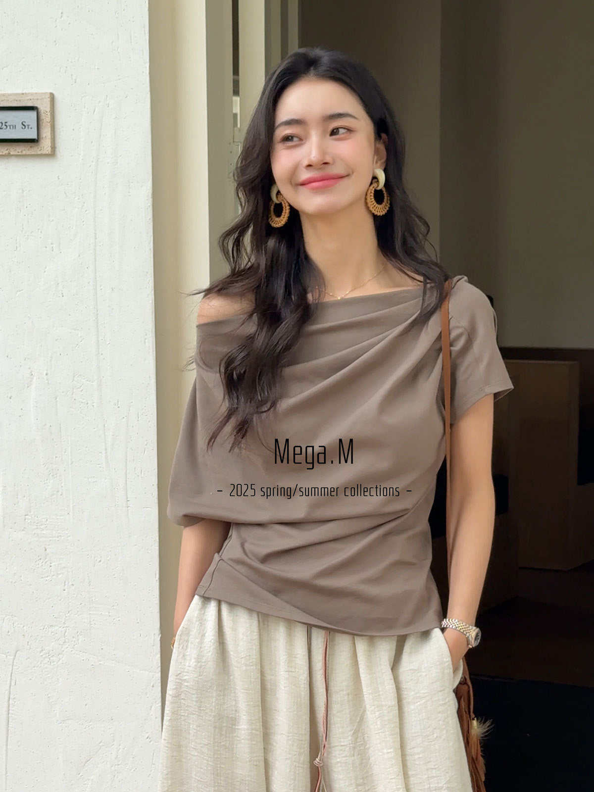 Mega. M Thirteen Lines Minimalist Loose High Intelligence One-word Shoulder Multi-color Top T-Shirt Cotton French Off-Shoulder Short Sleeves