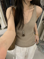 V-neck Knit Vest R31117