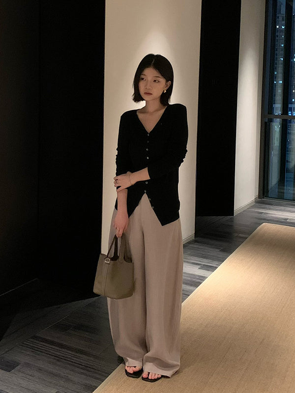 Merino Wool V-Neck Knit Cardigan R31164