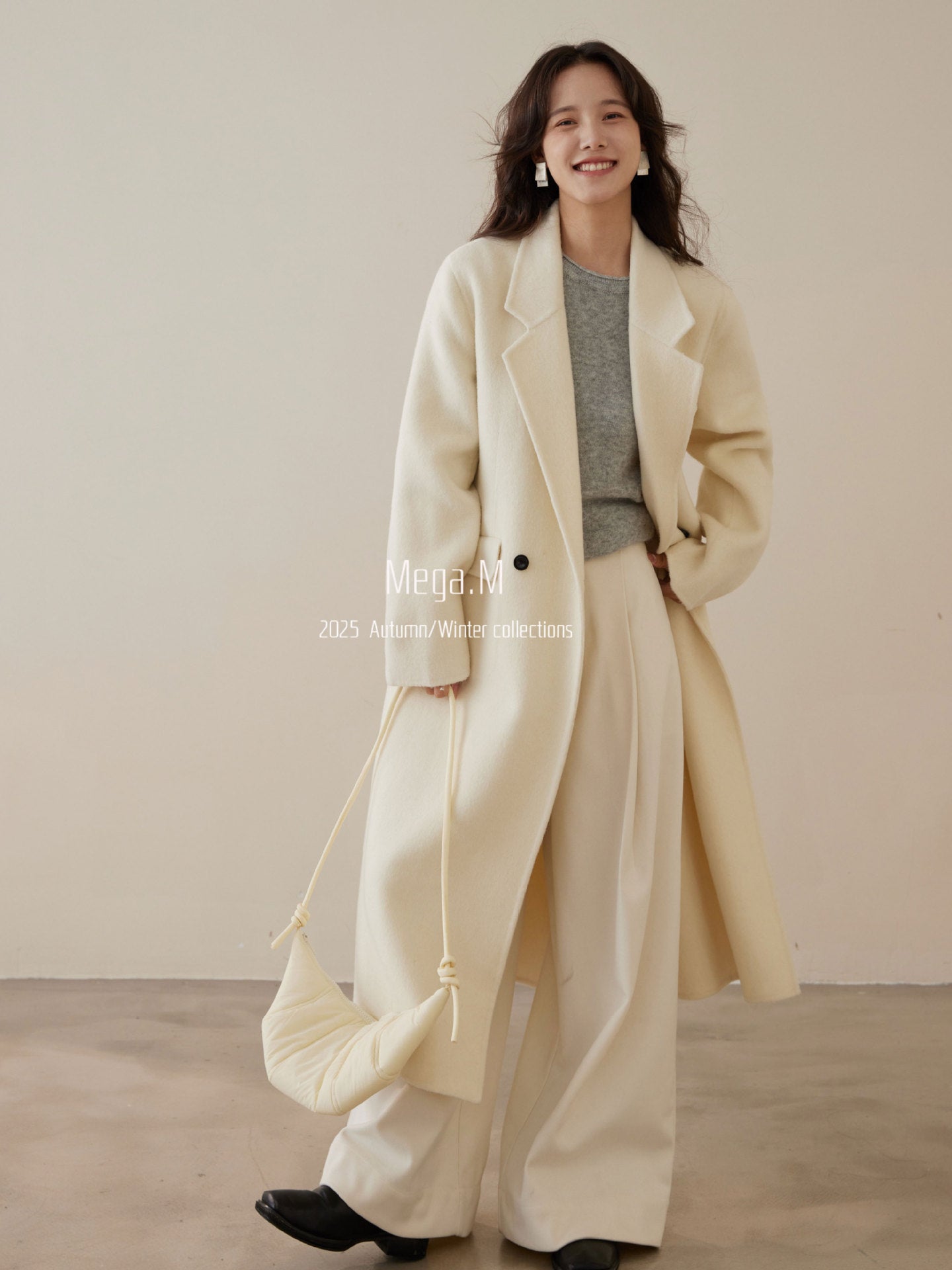 Magemon's new high-end simple commuter double-sided cashmere coat women's long suit collar woolen coat
