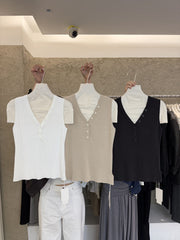 Button V-Neck Knit Vest R31165