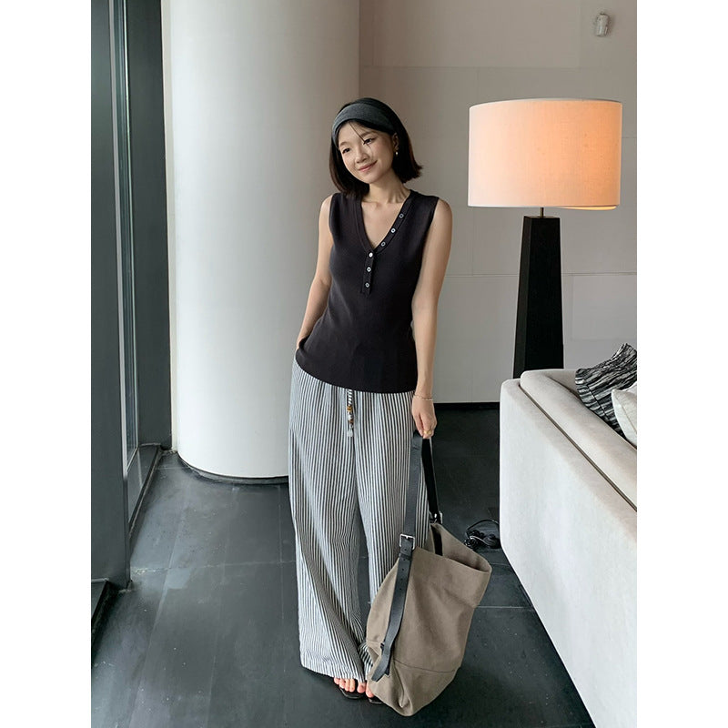 Button V-Neck Knit Vest R31165
