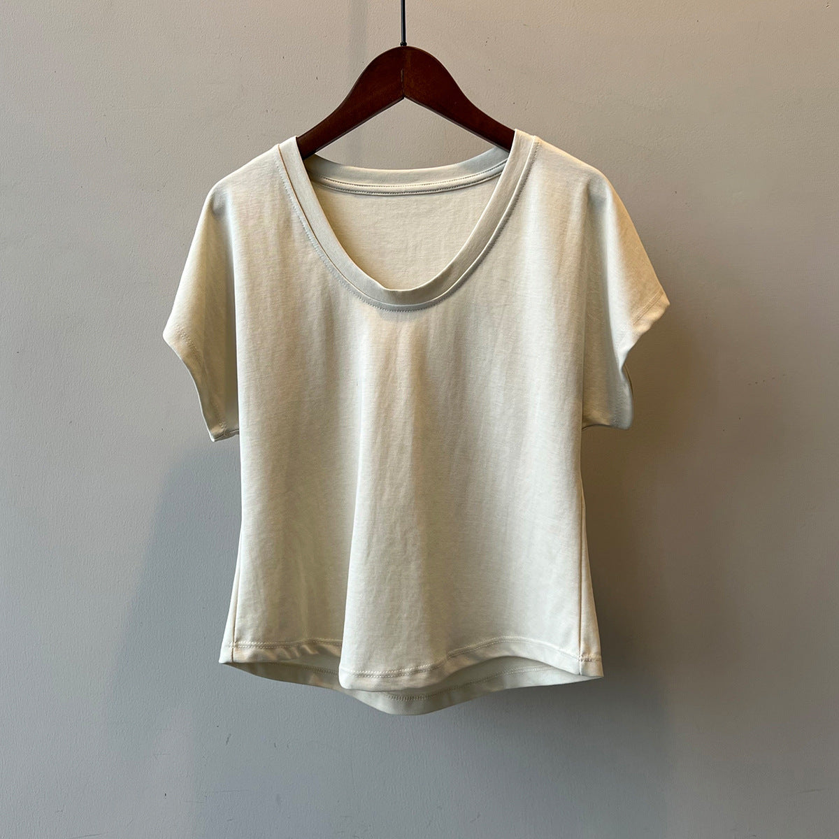 Simple U-neck Short Sleeve RH012974