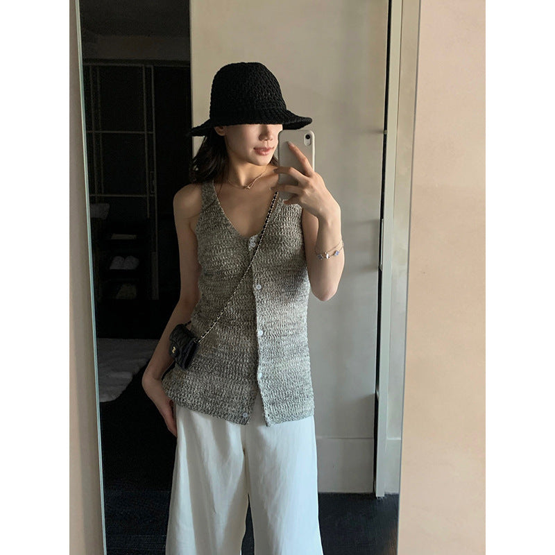 V-Neck Knit Vest Top R31159