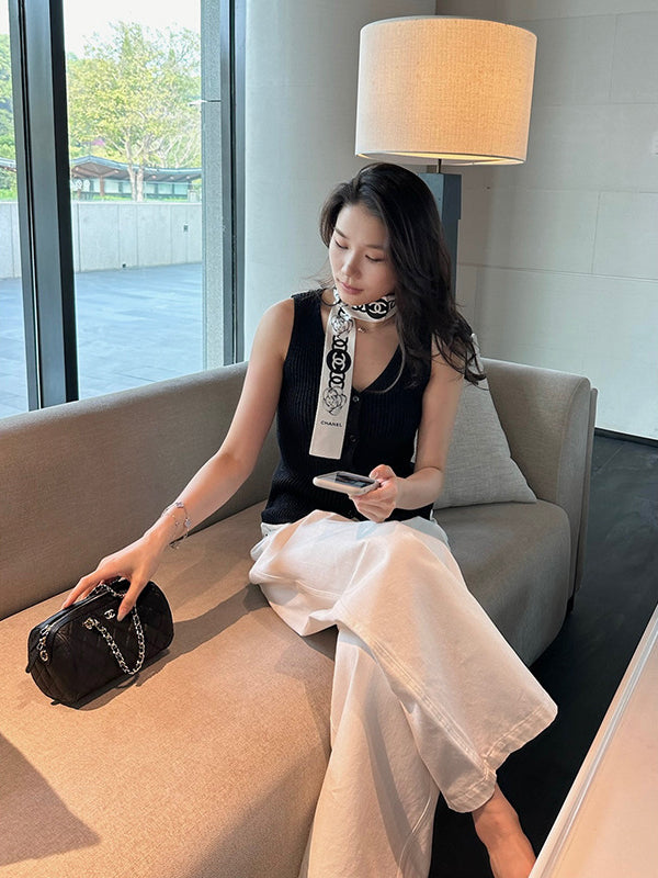 V-neck Knit Vest R31111