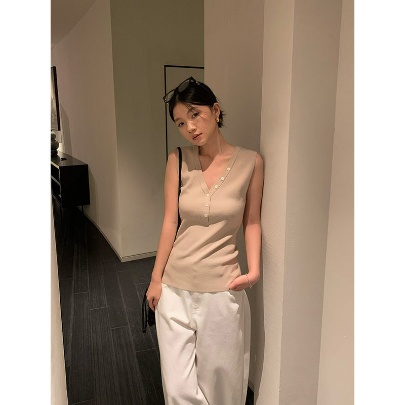 Button V-Neck Knit Vest R31165
