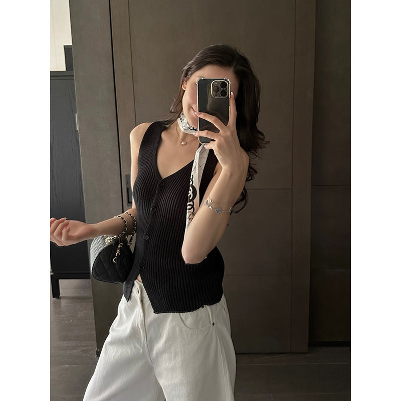 V-neck Knit Vest R31111