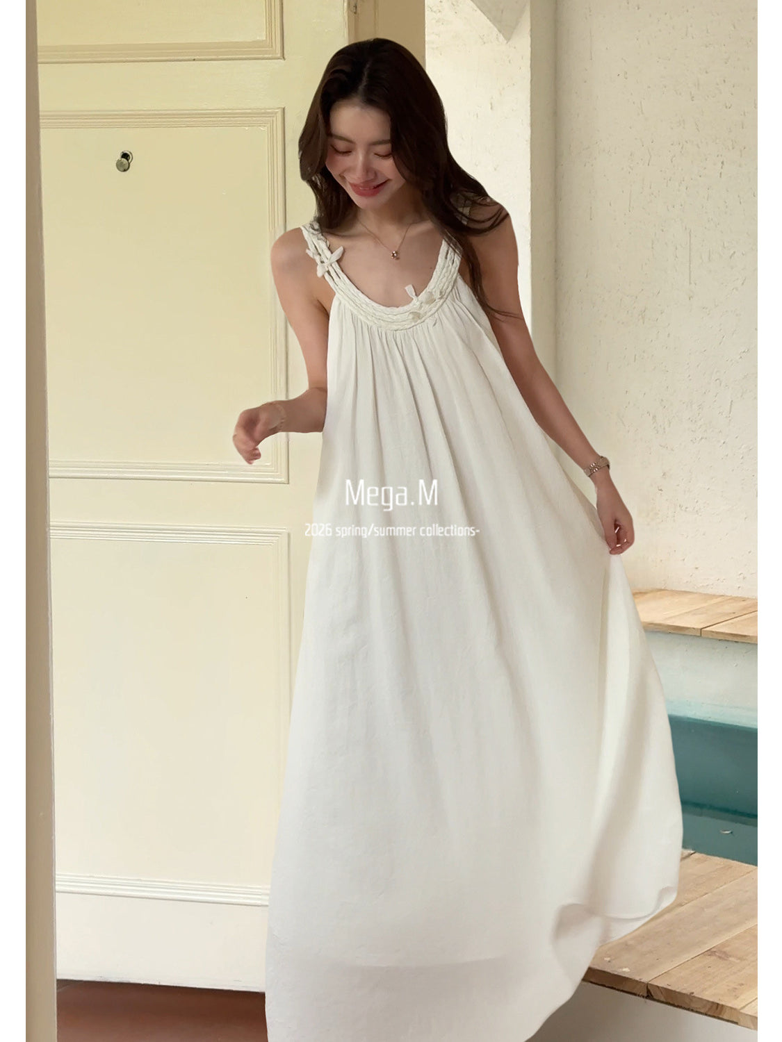 Mag dream, suspender knee long dress 2026 spring new women's clothing French back design skirt