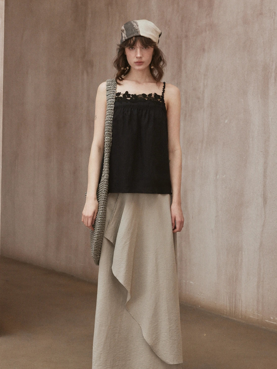 Thin Suspender Vest R31029