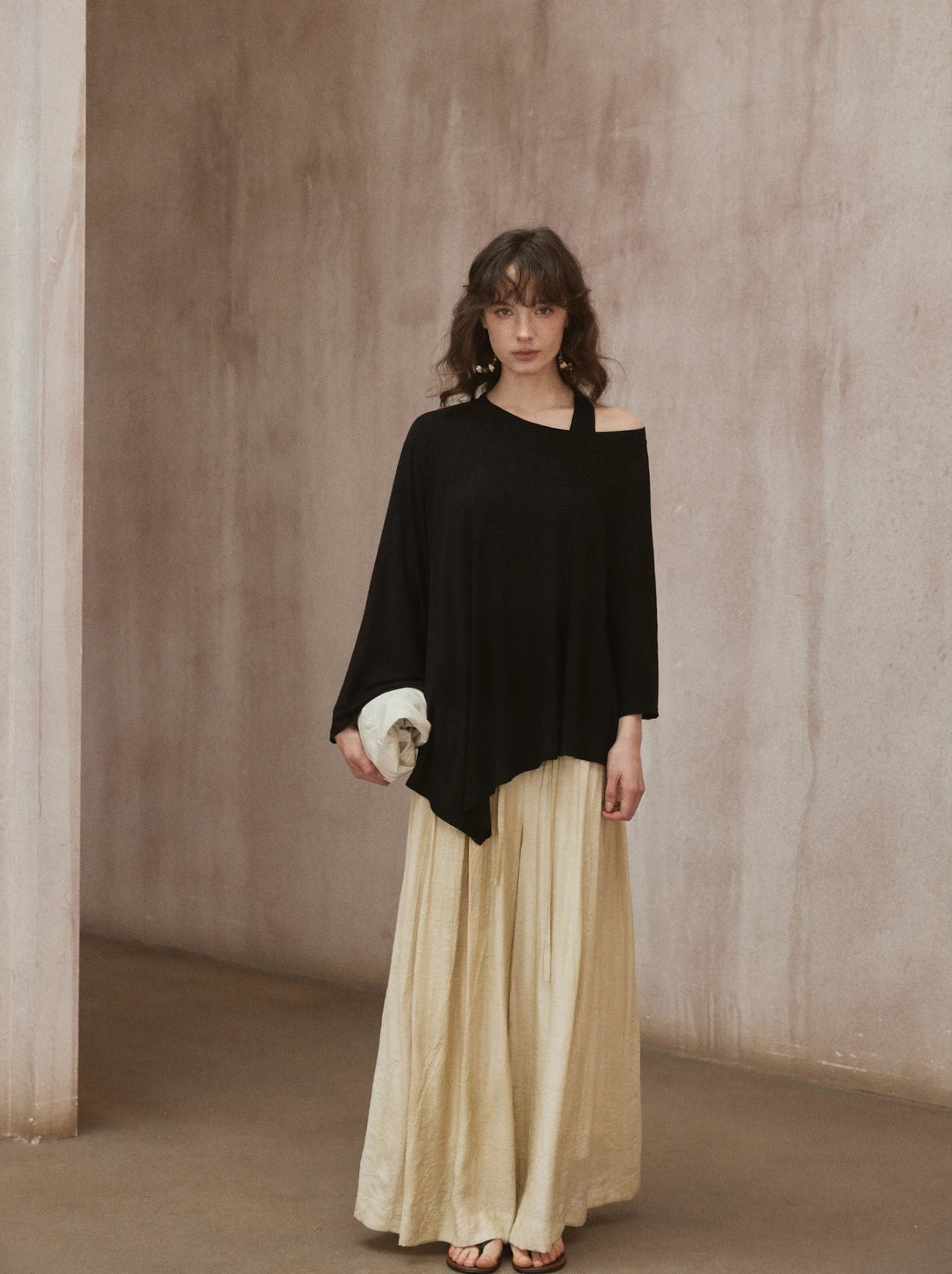 Batwing Sleeve Knit Top R31012